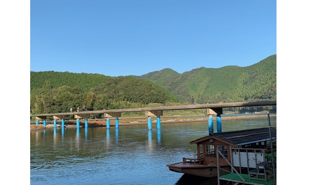 四万十川沈下橋（イメージ）