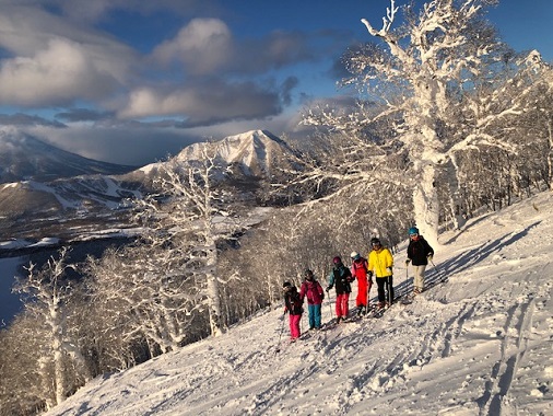 毎日中高年スキー 冬山 雪山アクティビティ 毎日山の旅 登山ツアー 関西 大阪発 毎日新聞旅行